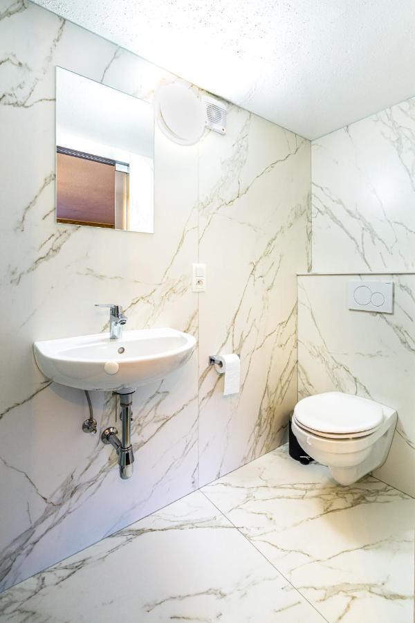 Luxueuse Et Spacieuse Villa Avec Sauna Et Piscine Malmedy Exteriör bild